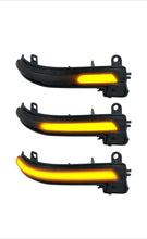 Load image into Gallery viewer, Black LED Dynamic Turn Signal Light Side Mirror for BMW 1 2 3 4 X1 M Series F20 F30 F31 F32 F33 F34 F36 E84 i3